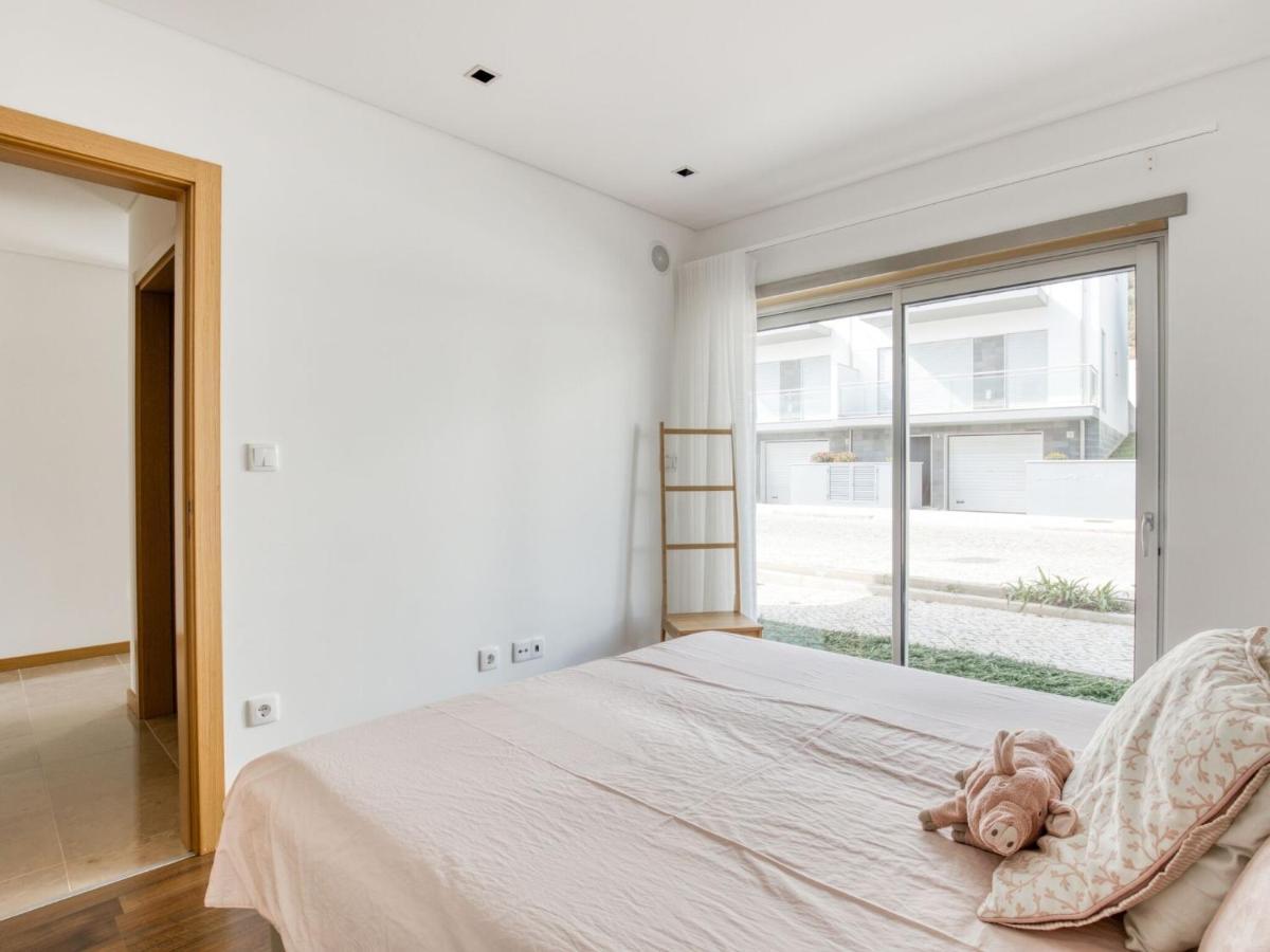 Salir de Porto Modern Holiday Home In Salir Do Porto With Swimming Pool מראה חיצוני תמונה